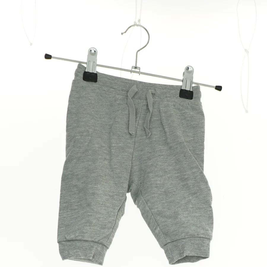 Træningsbukser fra H&M (str. 68 cm)