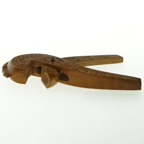  nøddeknækker  i træ (str. Længde. 20 cm)