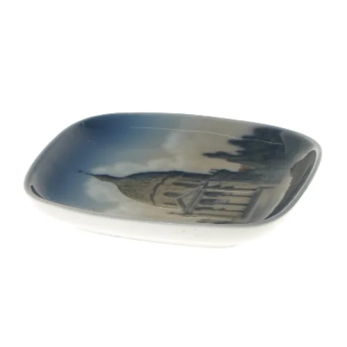 askebæger/  med Marmorkirken motiv fra Royal Copenhagen (str. 13x13 cm)