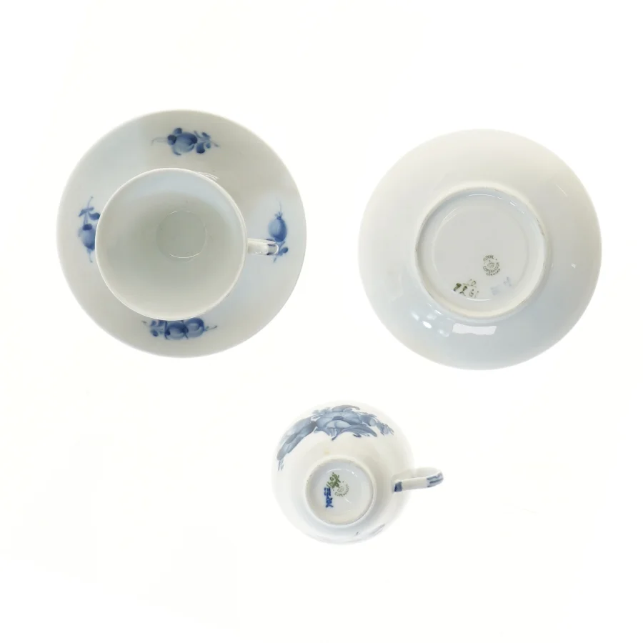 2 par  blå blomst kopper fra Royal Copenhagen (str. Ø 8,5 & 14,5 cm)