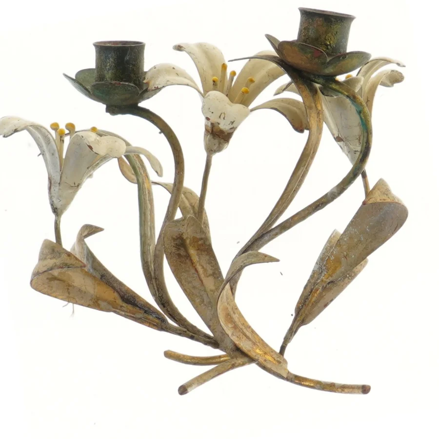 Blomsterformet lysestage (str. 20x18 cm)