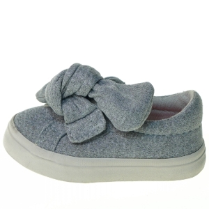 Baby sko med velcro fra Zara (str. 18)