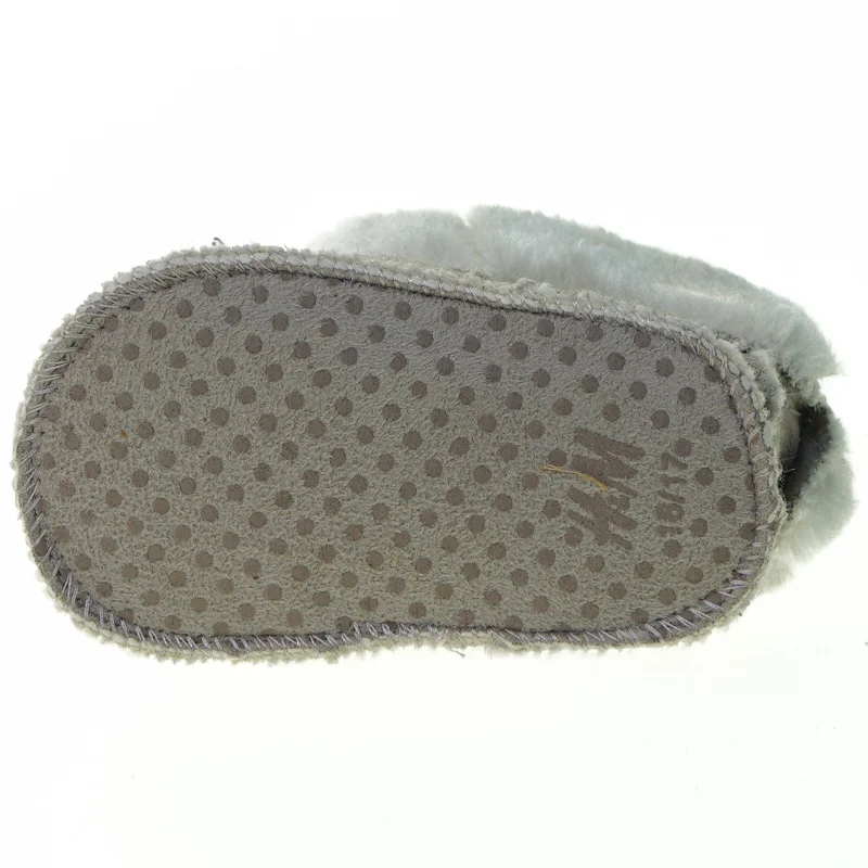 Hjemmesko fra H&M (str. 16)