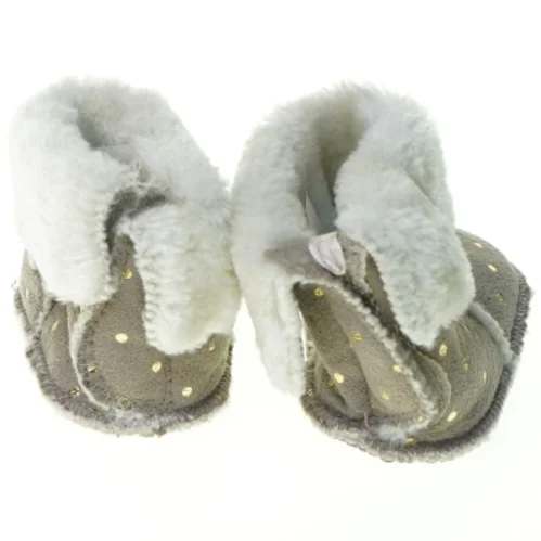 Hjemmesko fra H&M (str. 16)