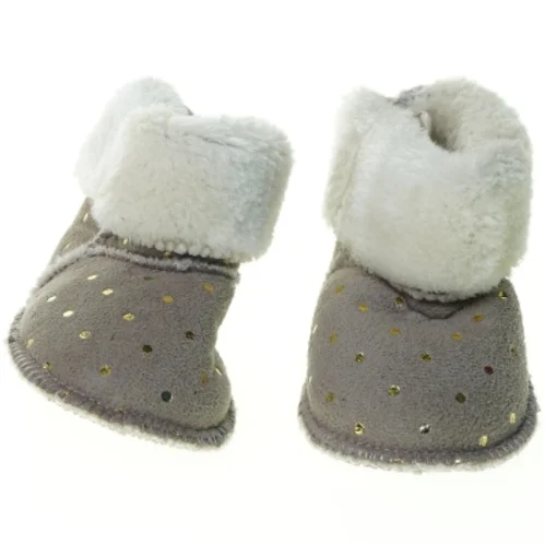 Hjemmesko fra H&M (str. 16)