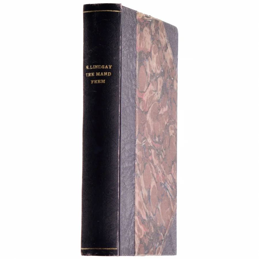 N.Lindsay, tre mand frem