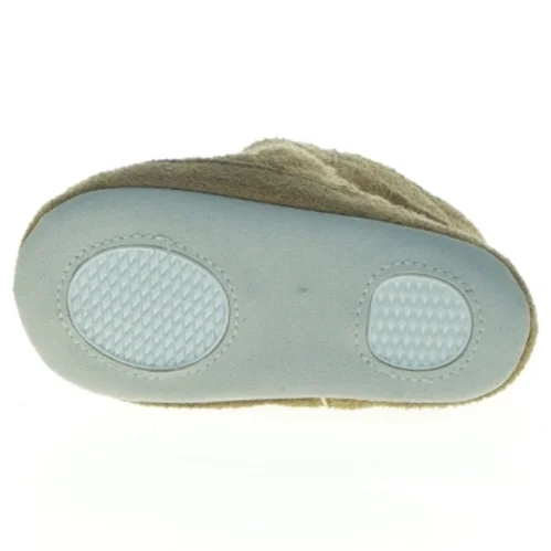 Hjemmesko i syntetisk skind