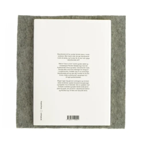 Dress Scandinavian af Pernille Teisbæk (bog)