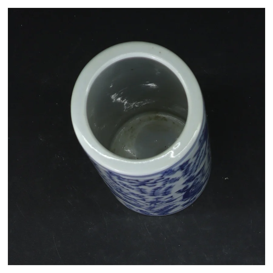 Blå og hvid porcelænskrukke (str. Ø. 7 cm. længde, 15,5 cm)