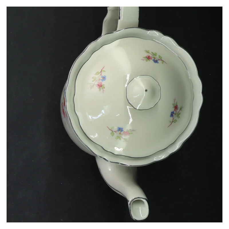 Porcelæn te-kande med blomstermotiv fra Epiag (str. 22 cm)