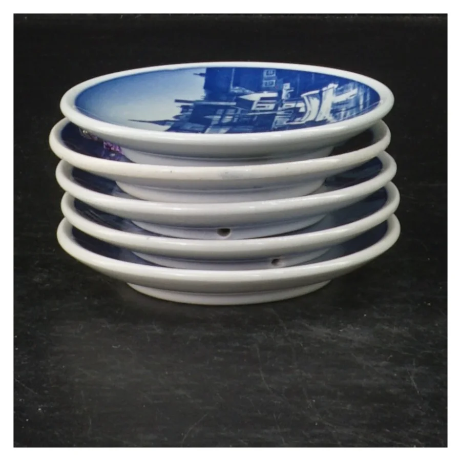 Blå-og-hvid vægplade fra Svendborg Havn, Royal Copenhagen (str. 8 cm. 5 stykker)