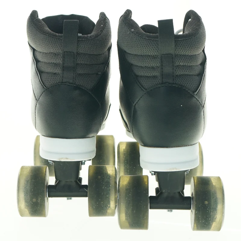 Rulleskøjter fra Story (str. 40)