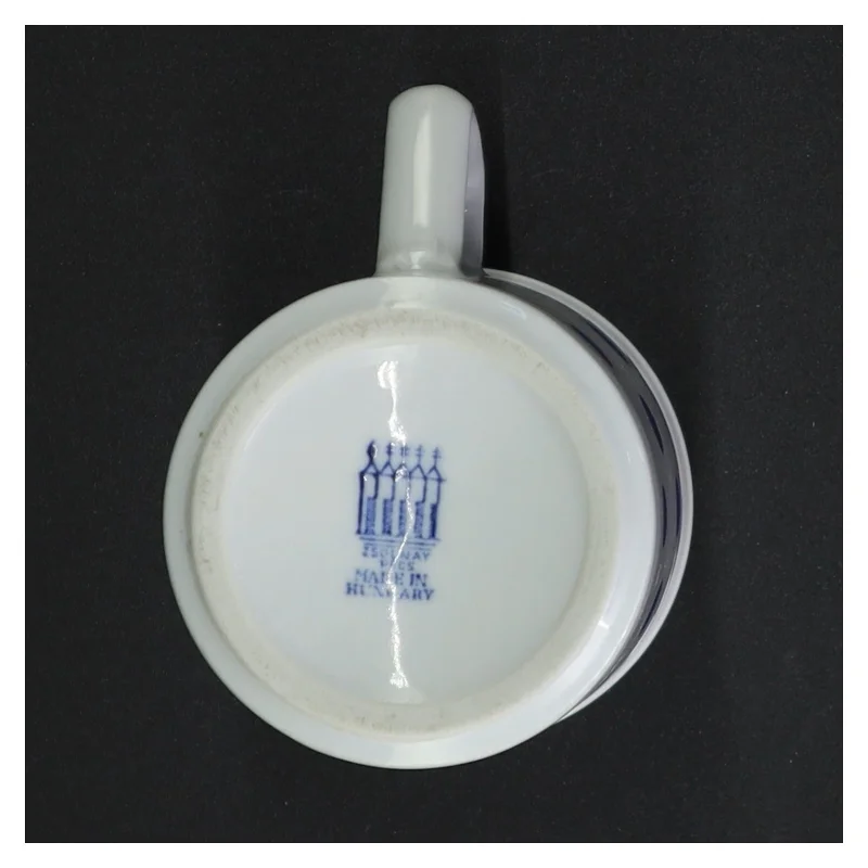 Krus med blå prikker (str. 10 x 8 cm)