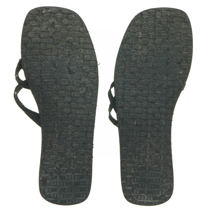 Sort flip-flops med fletremme (str. længde 25 cm)