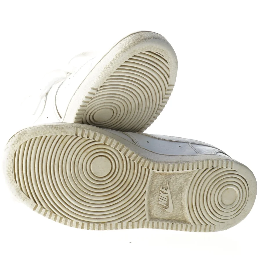 Nike sneakers i hvid str. 38 fra Nike (str. 38 )