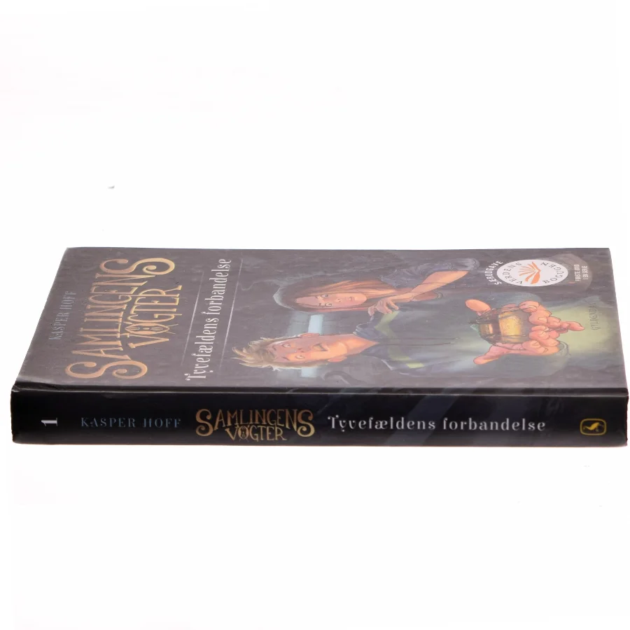 Tyvefældens forbandelse af Kasper Hoff (Bog)