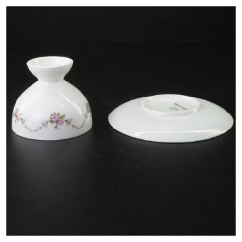 5 porcelænskopper og underkopper med blomstermotiv fra Benedikte (str. Diameter 13 cm kop 7 x 10 cm)