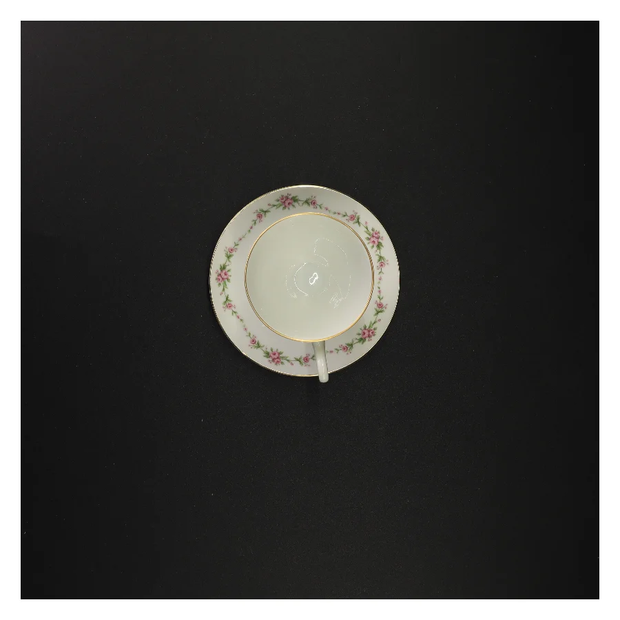 5 porcelænskopper og underkopper med blomstermotiv fra Benedikte (str. Diameter 13 cm kop 7 x 10 cm)