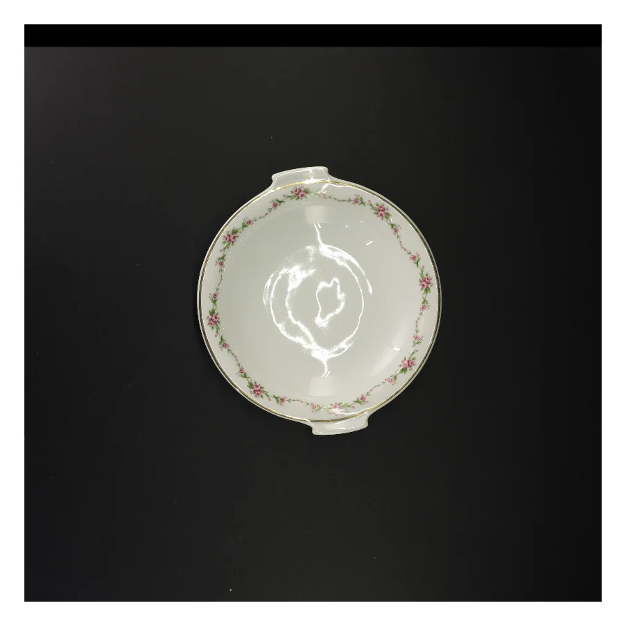 Hvidt porcelænsfad fra Benedikte (str. Diameter 19 cm)