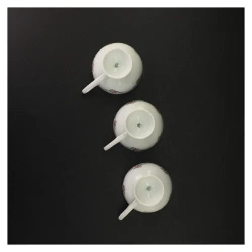 Porcelænskopper med blomstermotiv fra Benedikte (str. 7 x 10 cm)