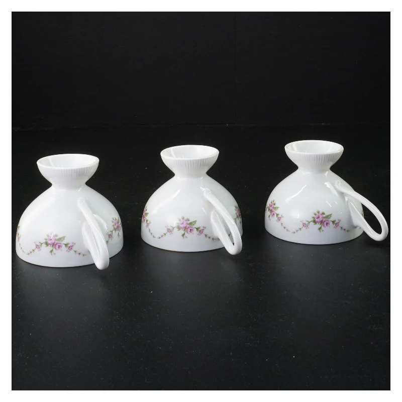 Porcelænskopper med blomstermotiv fra Benedikte (str. 7 x 10 cm)