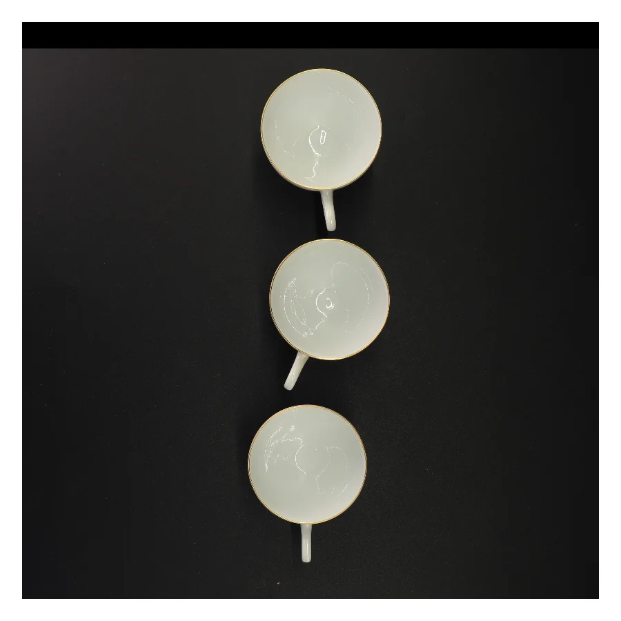 Porcelænskopper med blomstermotiv fra Benedikte (str. 7 x 10 cm)