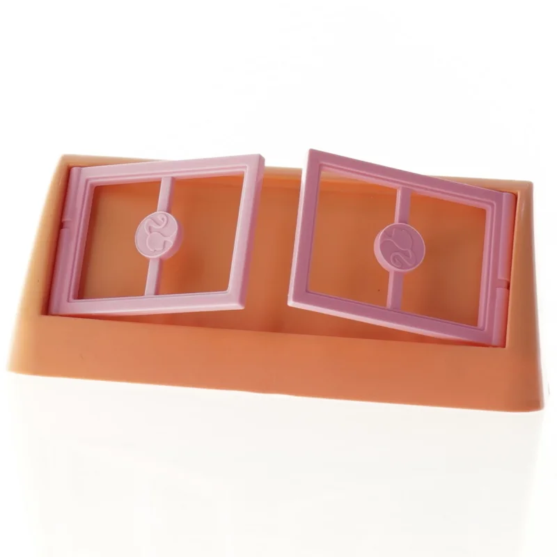 Stativ fra Barbie (str. 20 x 6 x 8 cm)