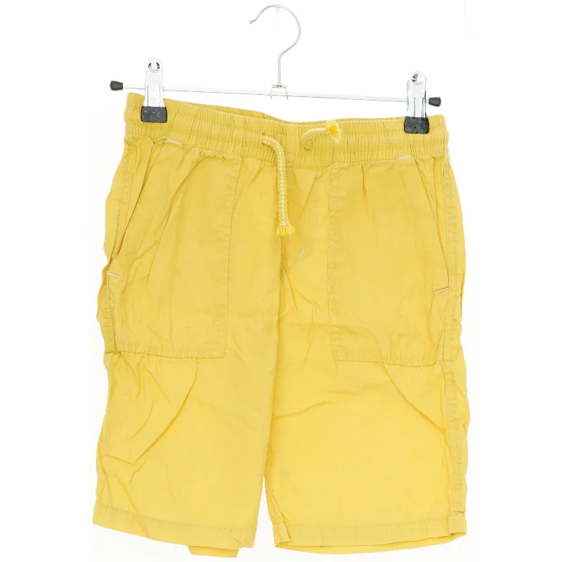 Gule shorts med elastik og snøre fra H&M (str. 122)