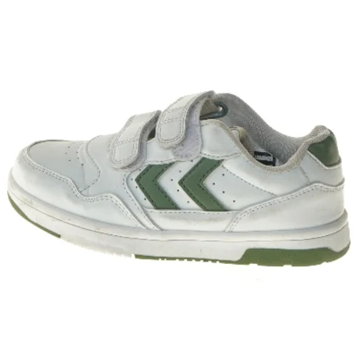 Hvide sneakers med grønne detaljer fra Hummel (str. 33 )