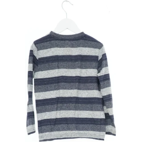Langærmet t-shirt fra F&F (str. 116)