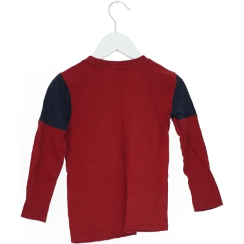 Langærmet bluse fra Little Kids (str. 110)