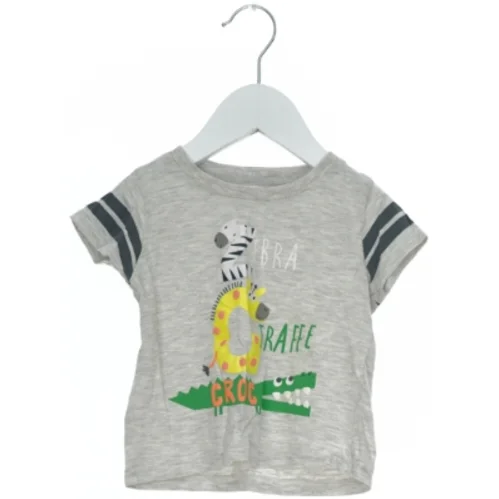 T-shirt med dyremotiver (str. 80)