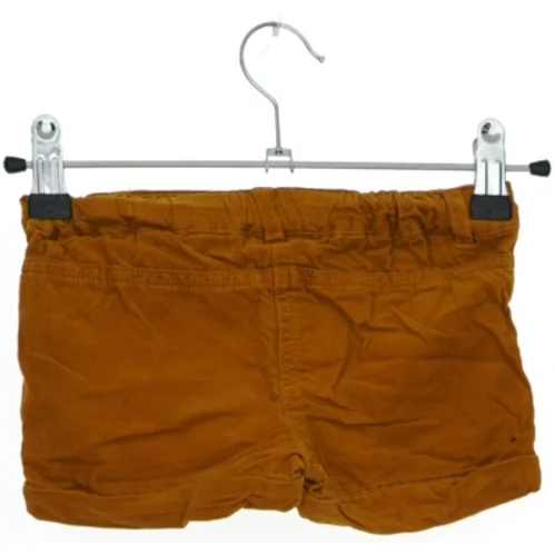 Fløjlsshorts fra C & A (str. 80)