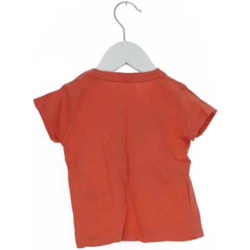 T-shirt med krokodillemotiv (str. 80)