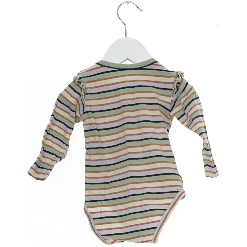 Langærmet body fra Hust & Claire (str. 68)