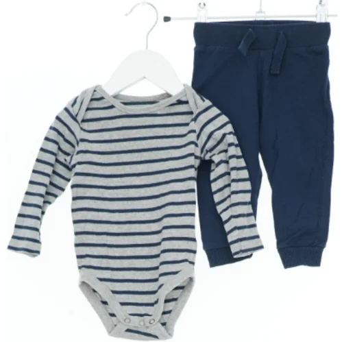 Langærmet body med bukser fra Bakito (str. 68)