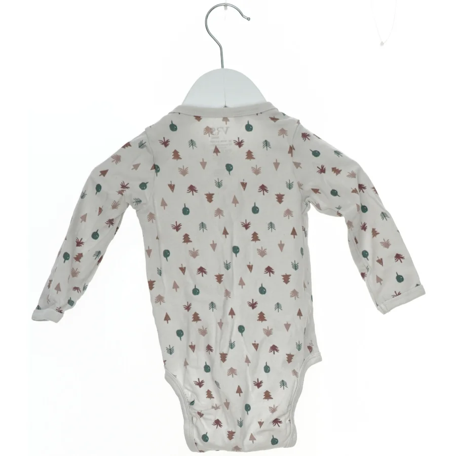 Langærmet julebodystocking med mønster fra VRS (str. 74)