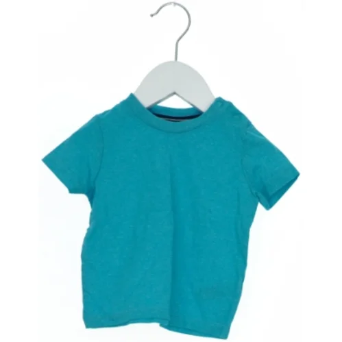 Kortærmet t-shirt fra F&F (str. 74)