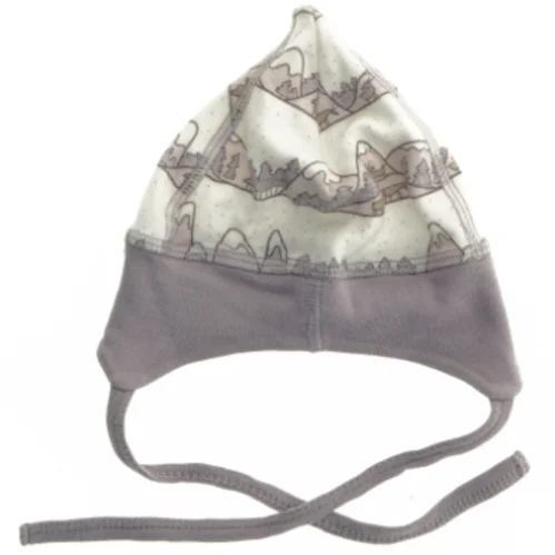 Babyhue med alpeprint fra Joha (str. 0-1 måned)