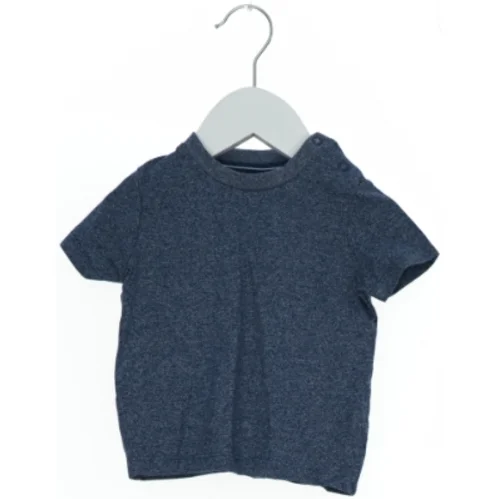 Kortærmet t-shirt fra F&F (str. 74)