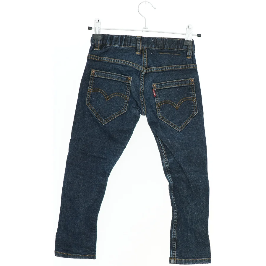 Jeans fra Levi’s (str. 110)