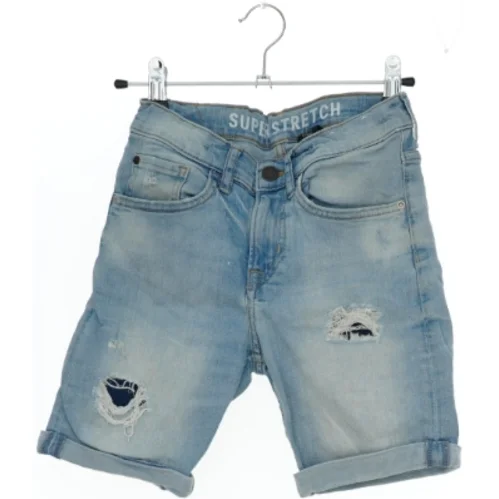 Denimshorts fra H&M (str. 134)