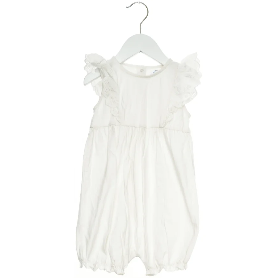 Hvid sommerdragt fra Next (str. 92)