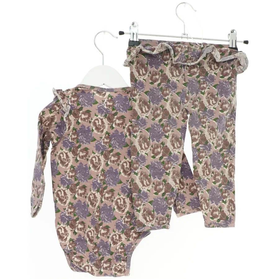 Sæt i blomsterprint fra Krymmel (str. 80)