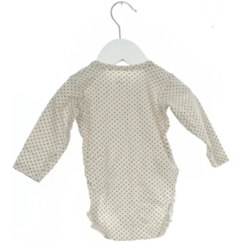 Langærmet body fra Hust & Claire (str. 68)