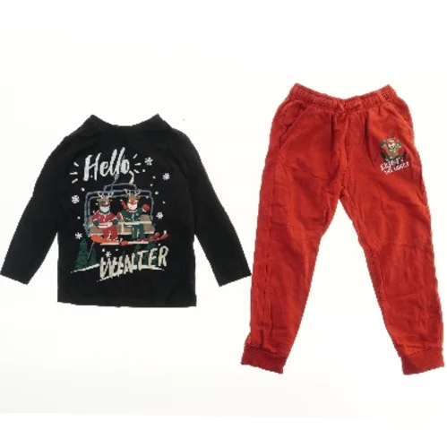 Vinterpyjamas sæt til børn fra Little Kids (str. 116)