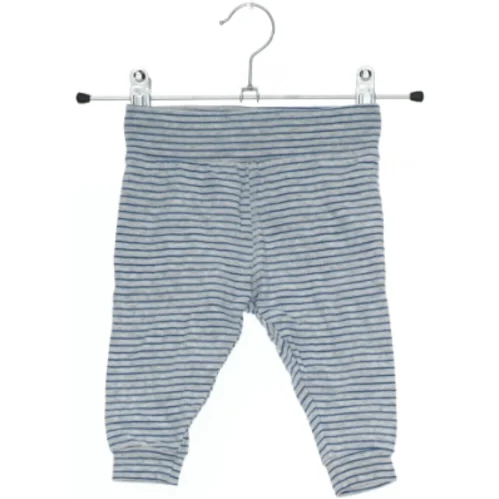 Grå- og blåstribede leggings (str. 68)