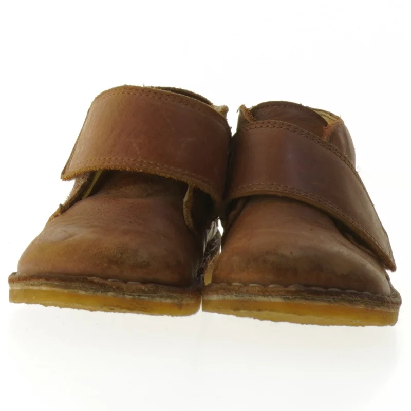 Lædersko fra Bundgaard (str. 23 )