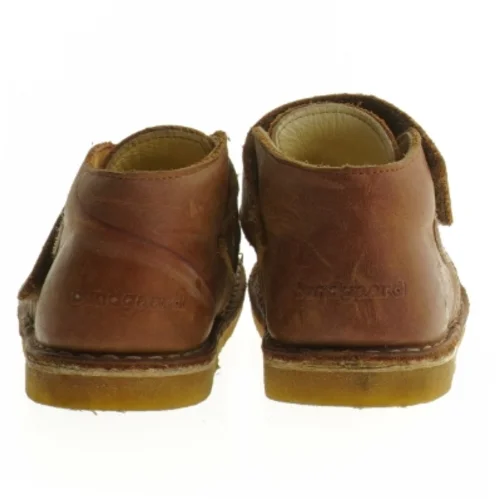 Lædersko fra Bundgaard (str. 23 )