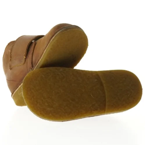 Lædersko fra Bundgaard (str. 23 )